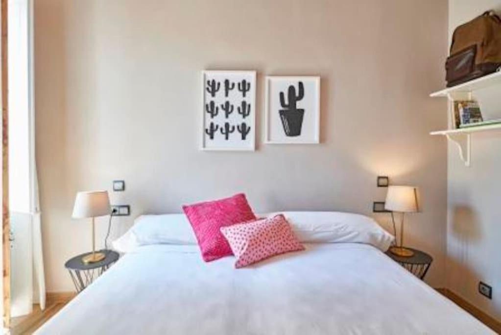 Bebarceloner Sants Apartments - 2 Bedrooms ภายนอก รูปภาพ